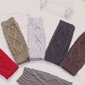 Argyle Knit Woolen Yarn Fingerless Gloves